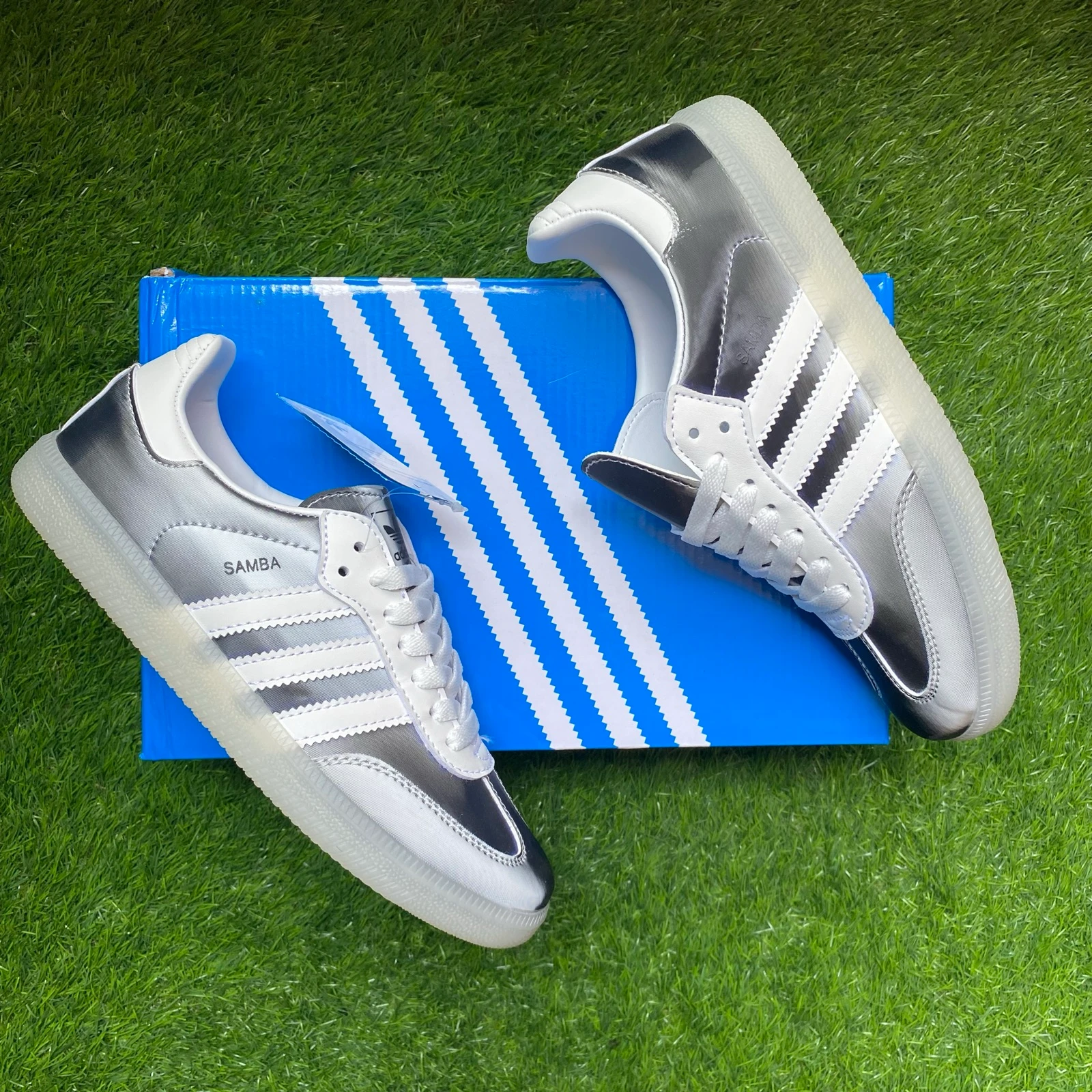 Adidas Samba Reflective Plateadas | Talla 39 | Cambian de Color | Nuevas | Con Caja